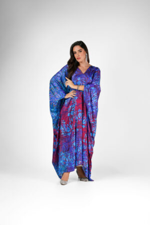 درس فري سايز - مع حزام يبرز الخصر