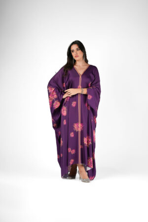 درس فري سايز - مع حزام يبرز الخصر