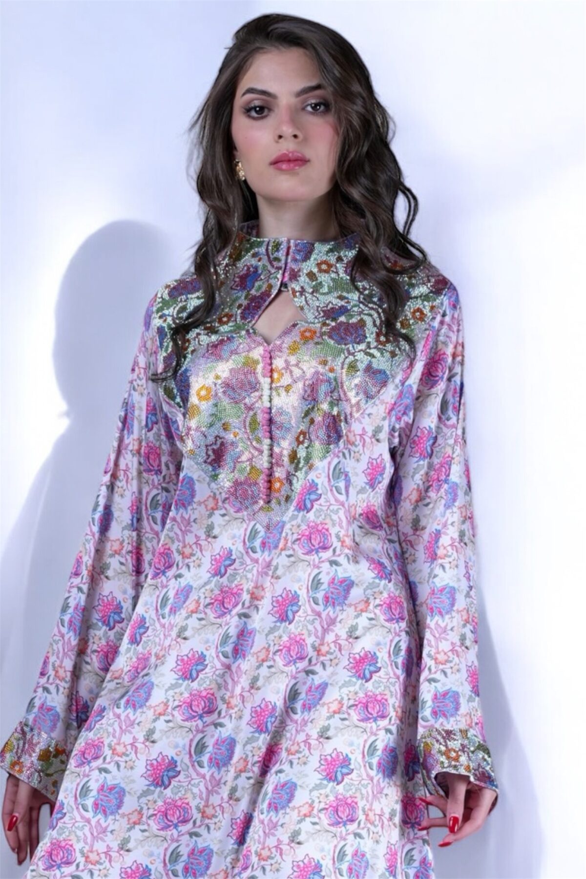 ⁦SS 25// مخور White Garden⁩ - الصورة ⁦2⁩