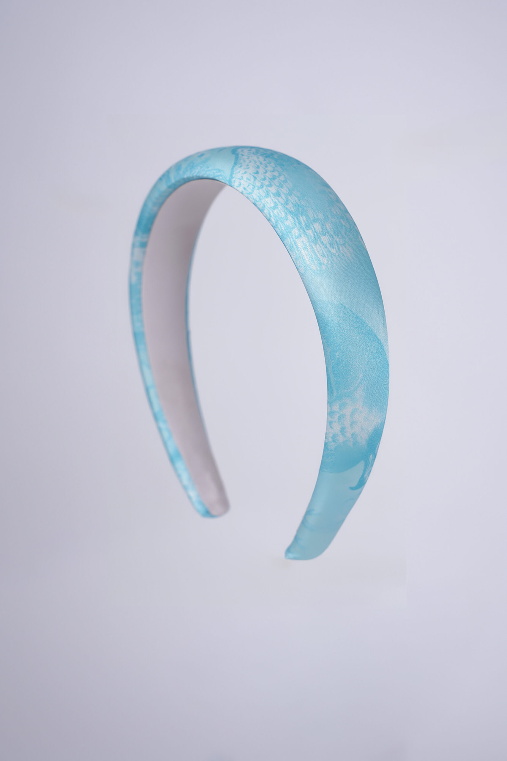 تاج نيمفايية: شيهانة Light Turquoise